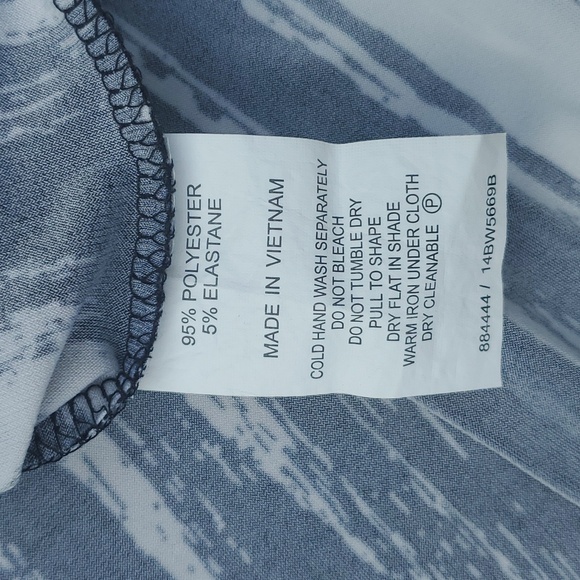 Basque Striped Sleeveless Stretch Material Dress - Picture 6 of 10